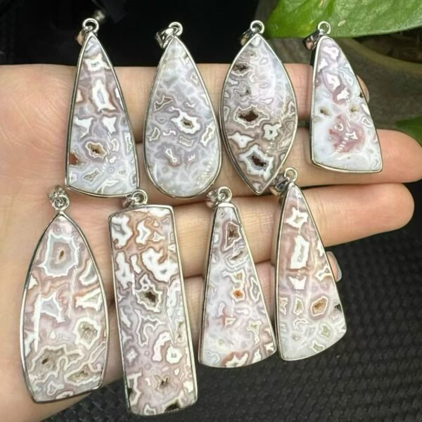 Natural Agate Pendant in 925 Sterling Silver – 35-41 mm
