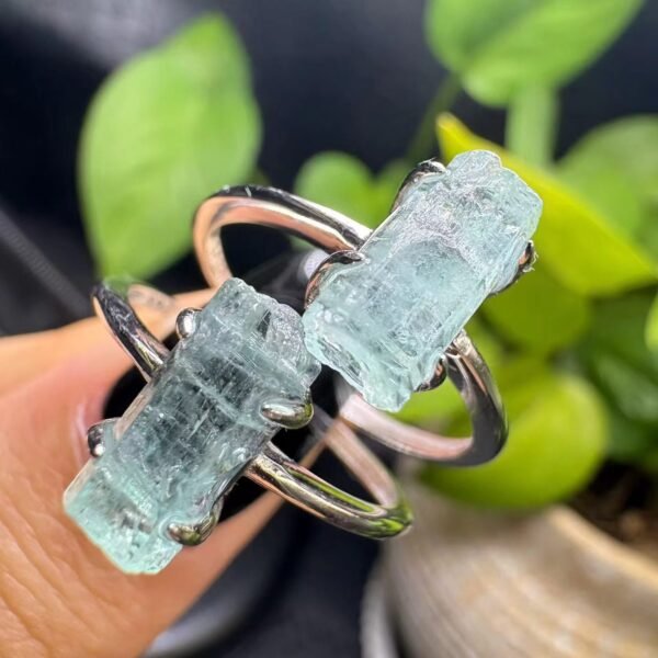 Natural Aquamarine Ring in 925 Sterling Silver (SX0482)
