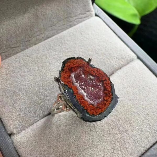 Natural Agate Ring in a Copper Bezel