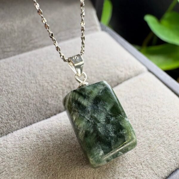 Natural Stichtite Dragon Pendant in 925 Sterling Silver – 15-19 mm